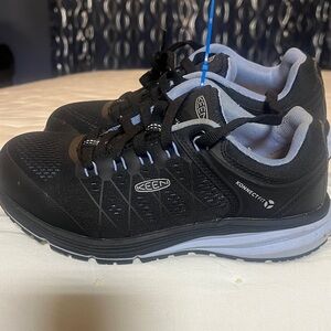 KEEN Men's Black and Gray Athletic Shoes